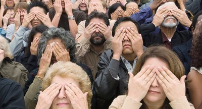 Вирус равнодушия: почему педагоги отказываются от вакцинации и как воспринимают угрозу остаться без работы?