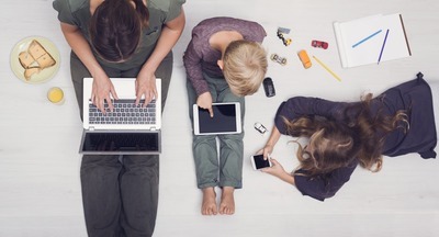 ​​«Отрывать детей от интернет-пространства нельзя, ведь социализация в современном мире происходит в том числе в сети»​