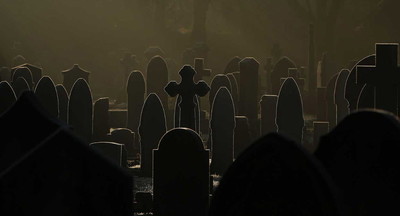 В Испании процветает кладбищенский туризм