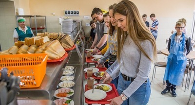 Шеф в шоке? Российские школьники поставили оценку школьному питанию