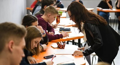 СК предложил заменить классных руководителей в школе тьюторами