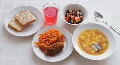 Путин поручил министру экономического развития включить бизнес в организацию питания в школах