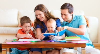 Опрос: что думают россияне о воспитании детей