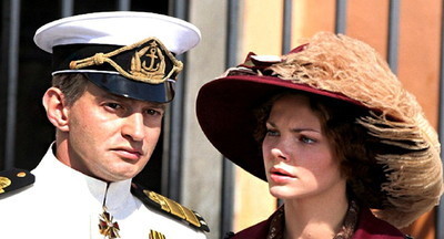 «Нужно быть готовым к тому, что сценарист – это самая тяжелая профессия в кино»