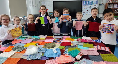 Зачем ученики школы № 2120 взяли в руки спицы и крючки