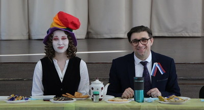 Традиция five o'clock, или 25 вопросов директору московской школы № 854