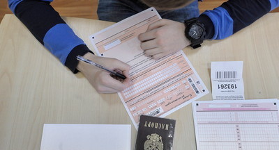 Около 1,3 тысячи столичных выпускников досрочно сдадут ЕГЭ по физике, истории и иностранным языкам