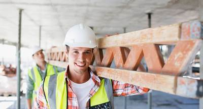 Минстрой: число выпускников строительных вузов нужно увеличить в два раза