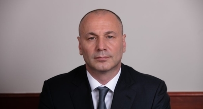 «Разделение ЕГЭ по русскому языку на базовый и профильный уровни не планируется»