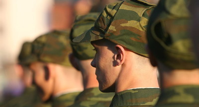 Контрактникам предложили бесплатно получить заочное и очно-заочное образование