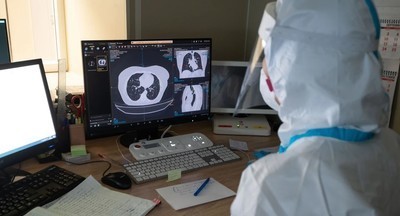 Российские врачи впервые провели операцию на позвоночнике еще не рожденного ребенка