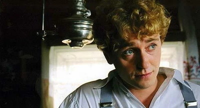 Сергей Безруков озвучит аудиогид для музея Есенина