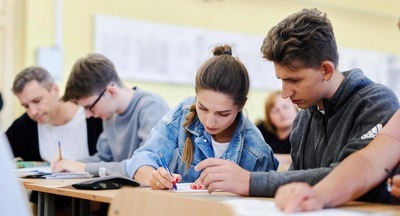 Как поступить в колледж в 2023 году: проходные баллы, документы, льготы