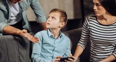 Глава Минпросвещения считает, что детям до 15 лет не стоит пользоваться интернетом