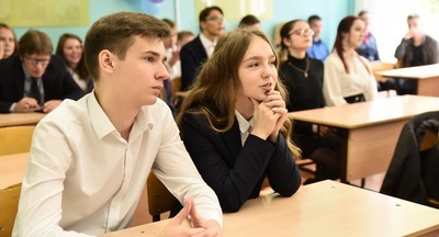 В Госдуме призвали ввести в школах курс материнства и отцовства