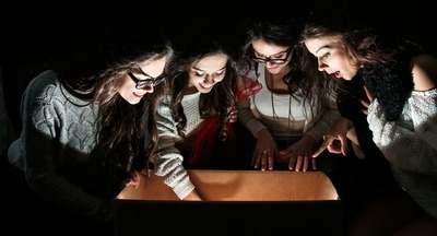 Игра, квест, перфоманс, симуляция…