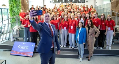 «Университетские смены»: в Москве стартовал всероссийский проект для школьников и студентов колледжей «Университетские смены»: в Москве стартовал всероссийский проект для школьников и студентов колледжей