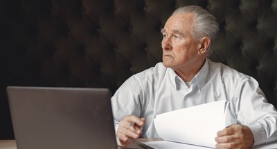 Уйти нельзя остаться: что действительно помогает работать после 60 лет